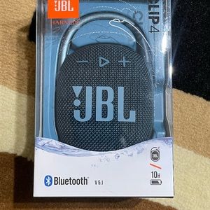 JBL clip 4 Bluetooth speaker